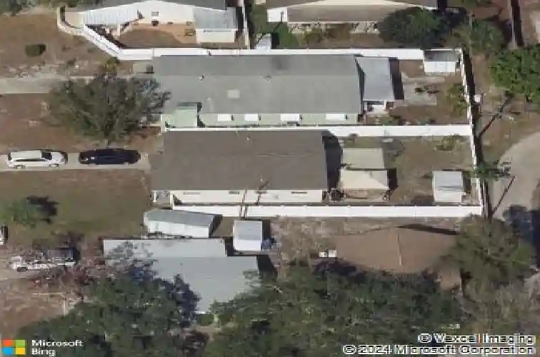 4921 7th st n, saint petersburg,  FL 33703