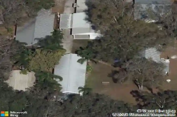 3290 70th ave n, saint petersburg,  FL 33702