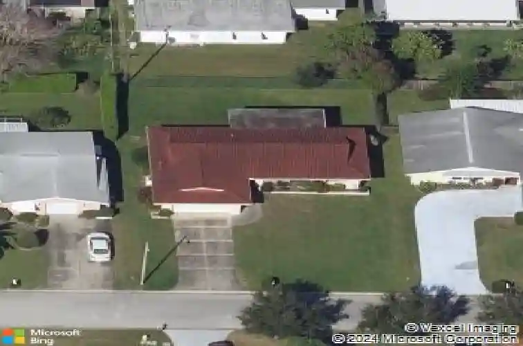 1800 kay dr, largo,  FL 33770