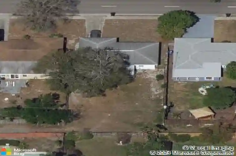 4584 17th ave n, saint petersburg,  FL 33713