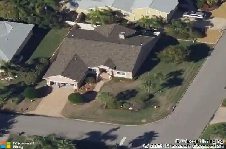 605 4th st w, saint petersburg,  FL 33715