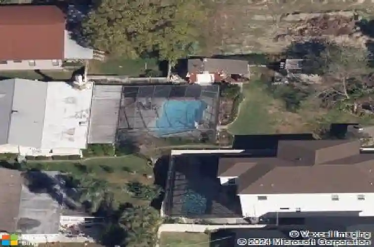 1006 peninsula ave, tarpon springs,  FL 34689