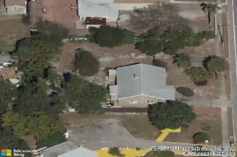 411 37th st s, saint petersburg,  FL 33711