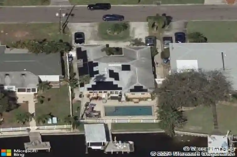 316 89th ave ne, saint petersburg,  FL 33702