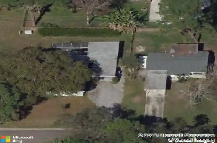 131 80th ave ne, saint petersburg,  FL 33702