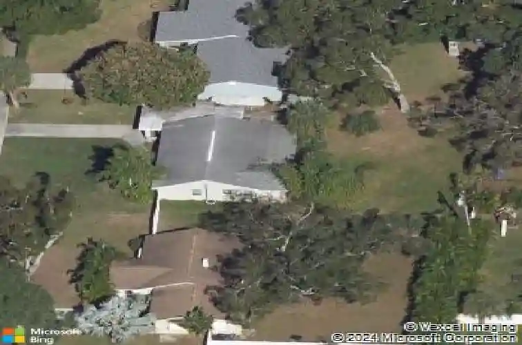 1015 varona st, belleair,  FL 33756