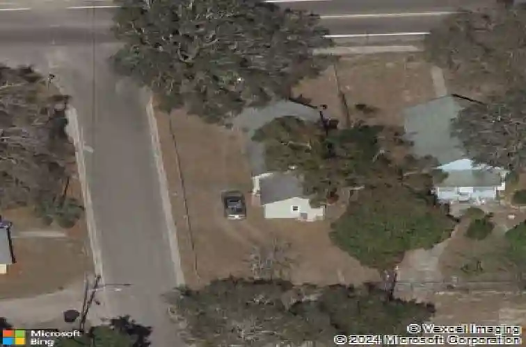 4690 15th ave s, saint petersburg,  FL 33711