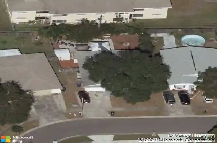 3453 6th ave se, largo,  FL 33771