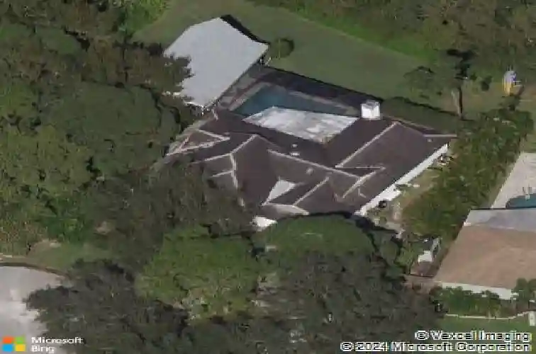 1501 75th cir ne, saint petersburg,  FL 33702