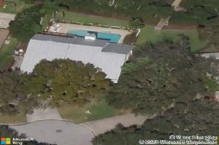 1531 75th cir ne, saint petersburg,  FL 33702