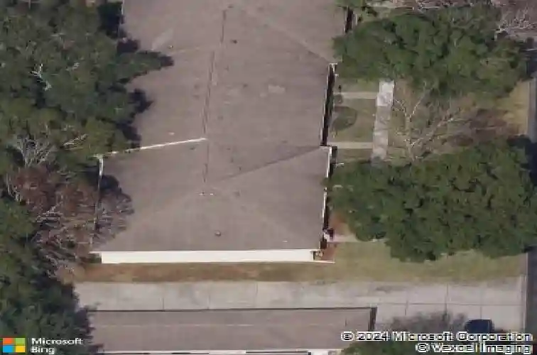 2238 lark cir w #d
                                ,Unit Apt D, palm harbor,  FL 34684