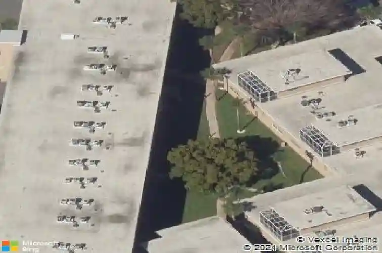 6000 2nd st e #6
                                ,Unit Apt 6, st pete beach,  FL 33706