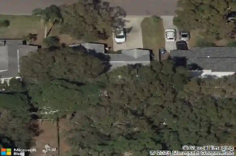 300 84th ave ne, saint petersburg,  FL 33702