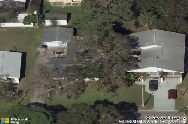 151 80th ave ne, saint petersburg,  FL 33702