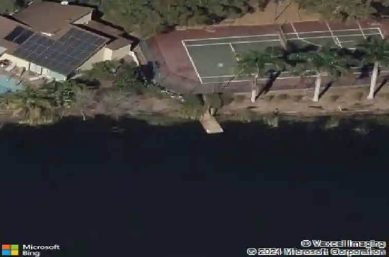 2402 pine hammock, clearwater,  FL 33764