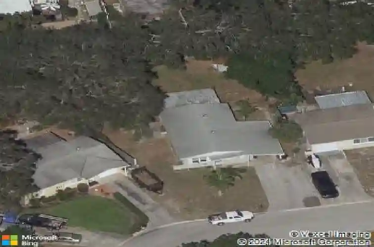 10485 cirimoya ln, seminole,  FL 33772