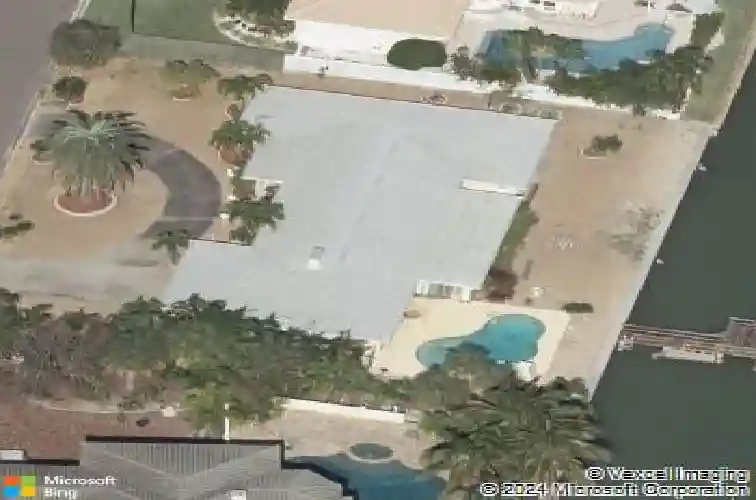 1903 bayshore dr, belleair beach,  FL 33786