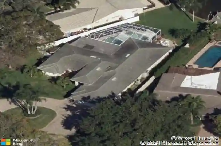 1800 tanglewood dr ne, saint petersburg,  FL 33702