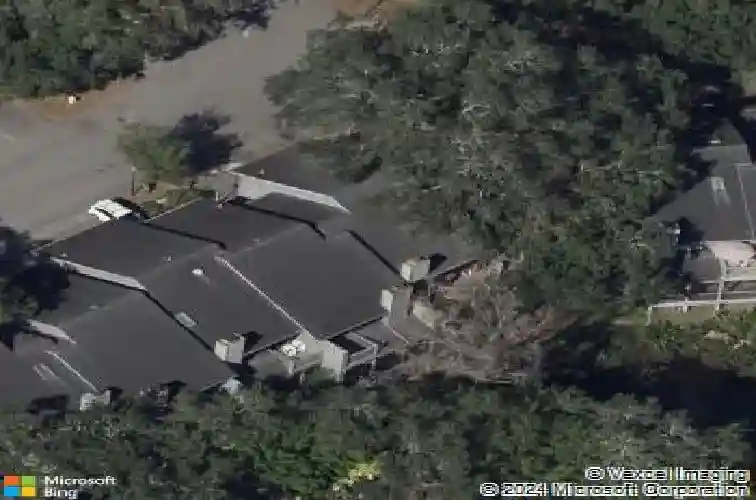 2011 arbor dr, clearwater,  FL 33760