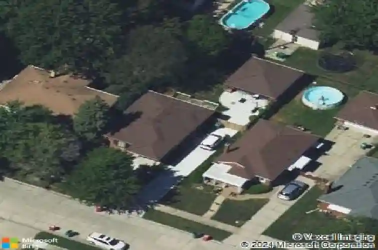 18333 lister ave, eastpointe,  MI 48021