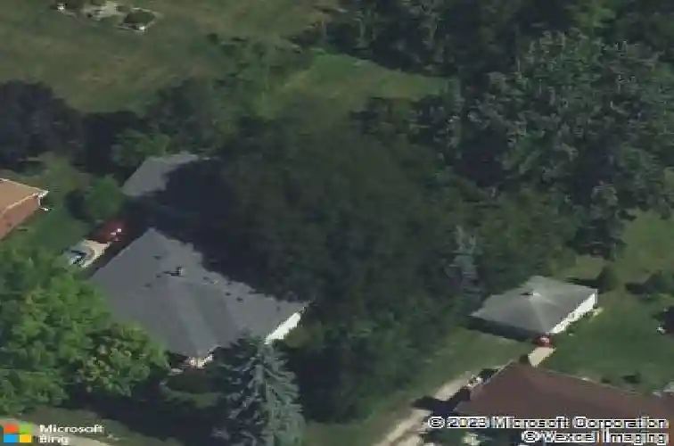 19061 veronica ave, eastpointe,  MI 48021