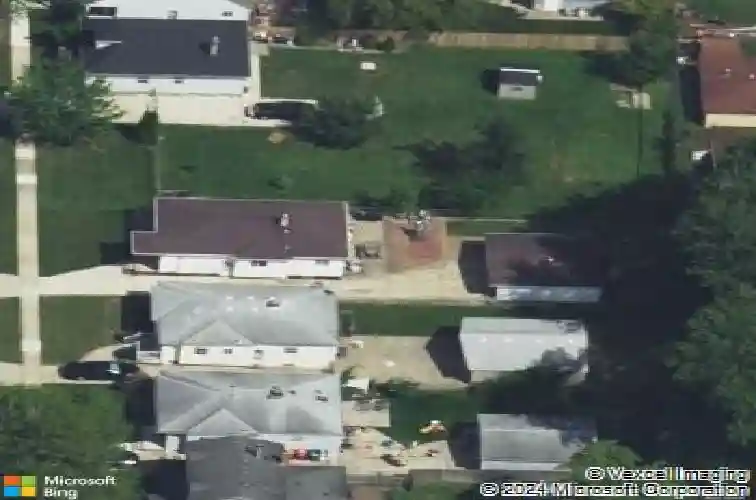 24860 saxony ave, eastpointe,  MI 48021