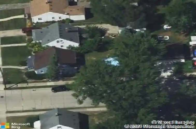 22402 normandy ave, eastpointe,  MI 48021