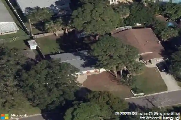 1711 michigan ave ne, saint petersburg,  FL 33703