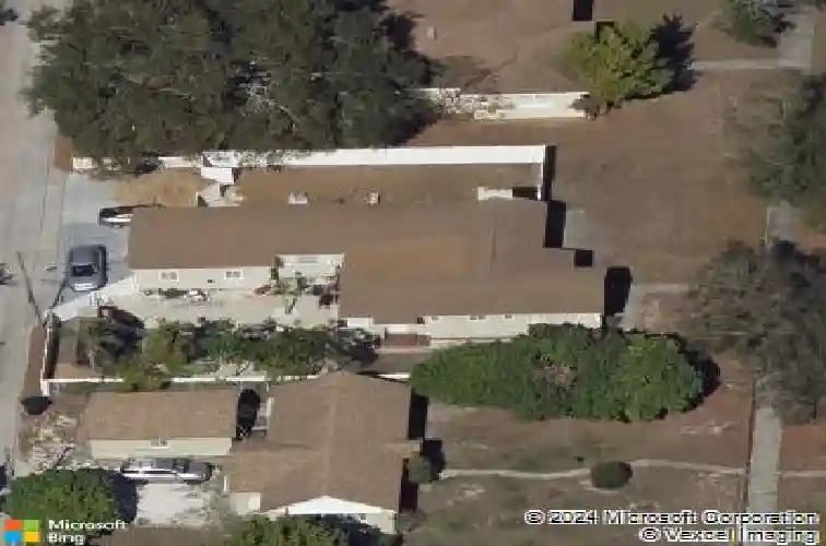 1724 49th st n, saint petersburg,  FL 33710