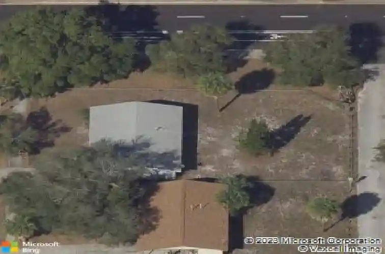 375 13th st n, saint petersburg,  FL 33705