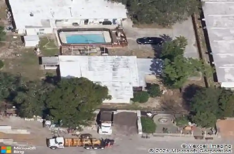 990 sunrise dr, tarpon springs,  FL 34689