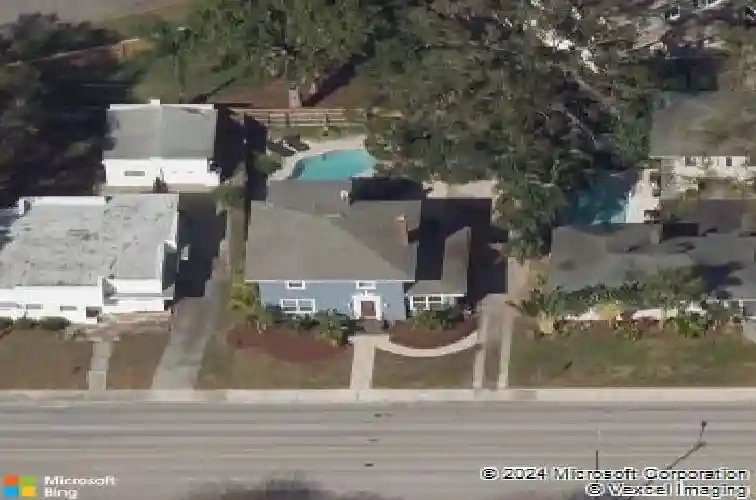 1321 22nd ave n, saint petersburg,  FL 33704