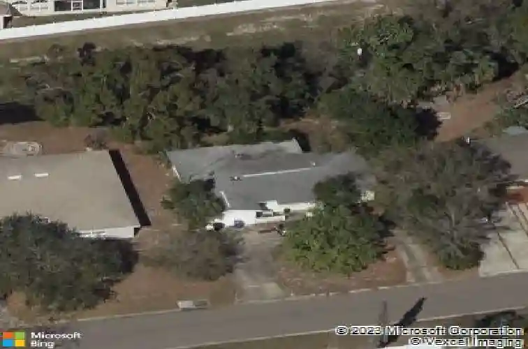 525 hillside dr s, saint petersburg,  FL 33705