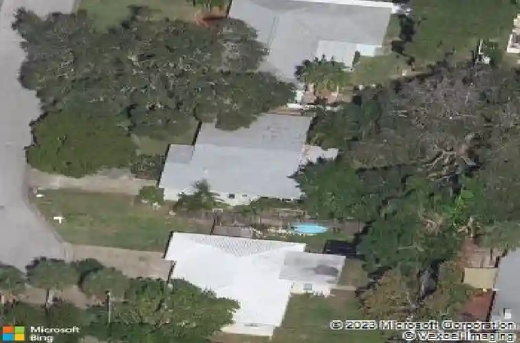 941 palm dr, belleair beach,  FL 33786