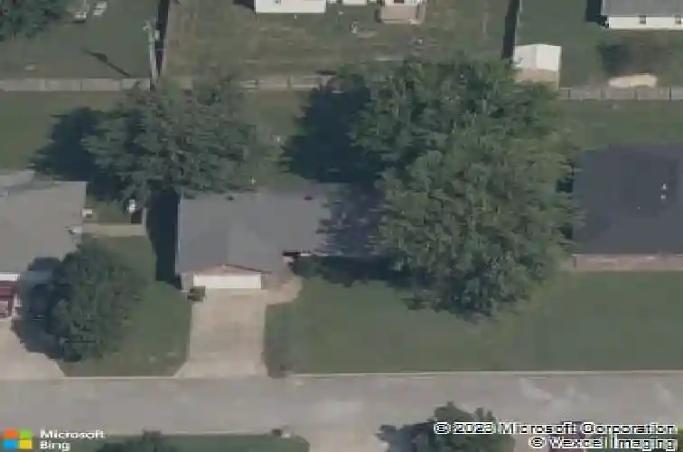 1105 e linden st, rogers,  AR 72756