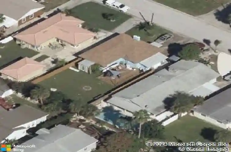 15424 2nd st e, madeira beach,  FL 33708