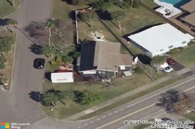 3711 huntington st ne, saint petersburg,  FL 33703