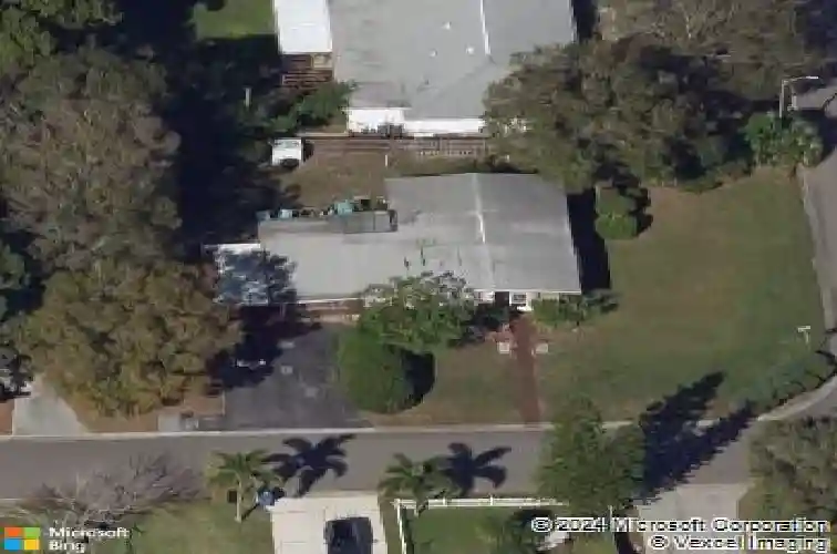 5971 39th ave n, saint petersburg,  FL 33709