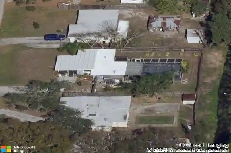 4887 31st st n, saint petersburg,  FL 33714