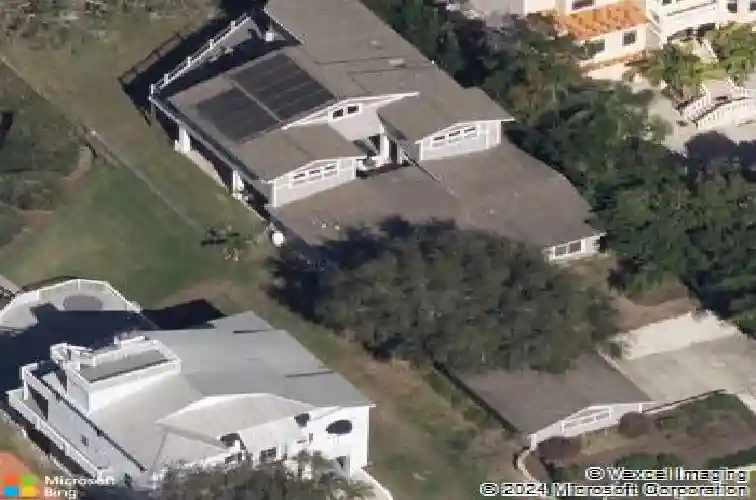 1636 sea breeze dr, tarpon springs,  FL 34689