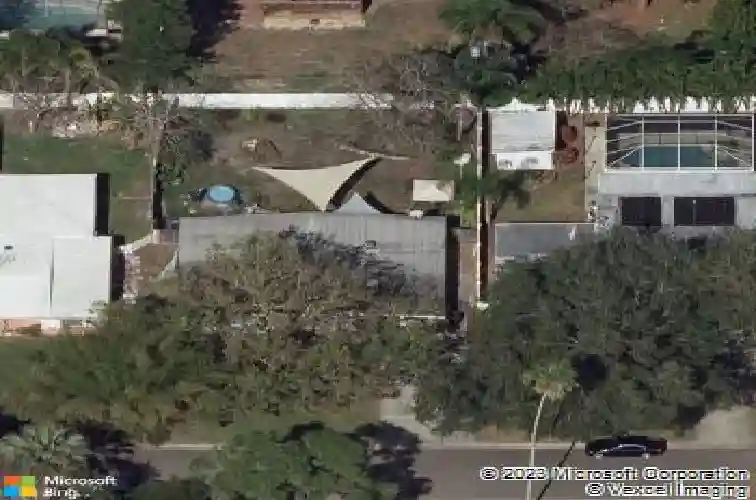 219 80th ave ne, saint petersburg,  FL 33702