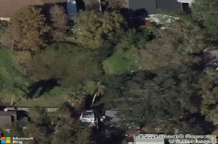 5296 66th way n, saint petersburg,  FL 33709