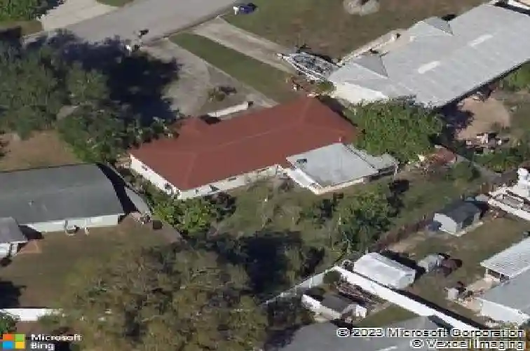 5952 50th ave n, kenneth city,  FL 33709