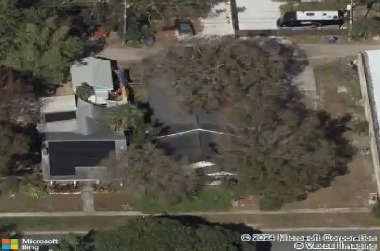 445 33rd ave n, saint petersburg,  FL 33704