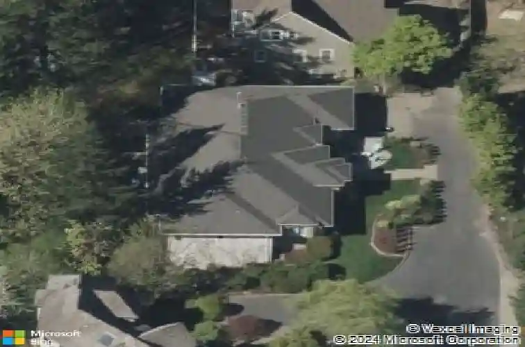 3438 sw doschview ct, portland,  OR 97239