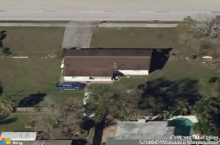 6838 38th ave n, saint petersburg,  FL 33710