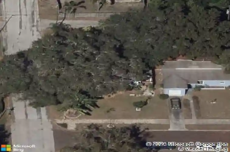 201 53rd st n, saint petersburg,  FL 33710