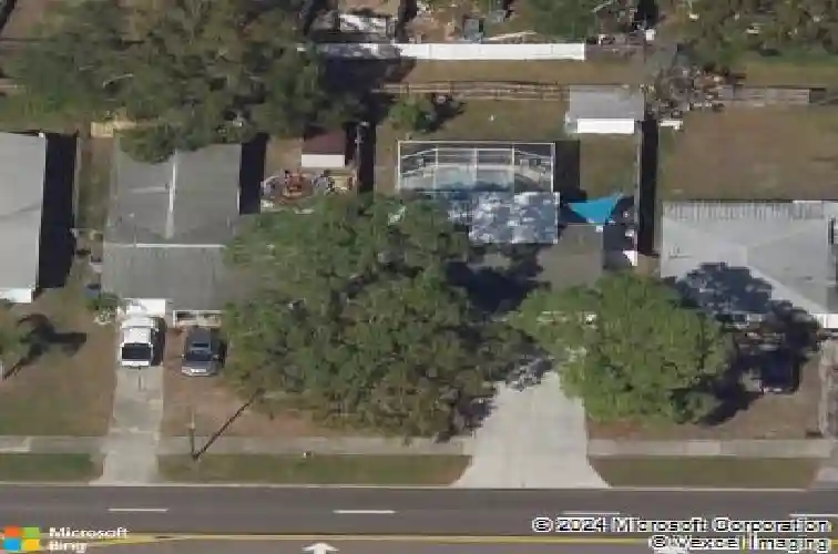 737 62nd ave n, saint petersburg,  FL 33702