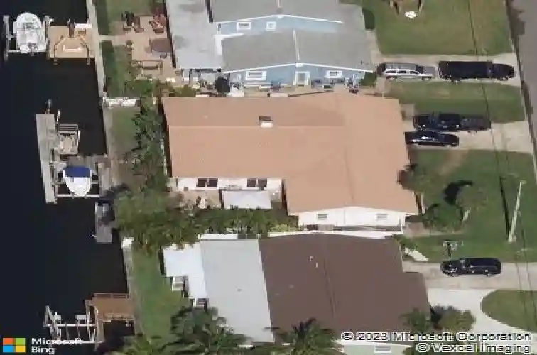 4100 13th ln ne, saint petersburg,  FL 33703
