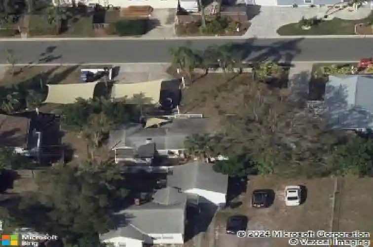 1652 31st ave n, saint petersburg,  FL 33713